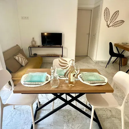 Apartamento Le Petit Nid Azuré Ac Balcony Private Parking *