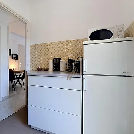 Apartamento Le Petit Nid Azuré Ac Balcony Private Parking Saint-Raphaël